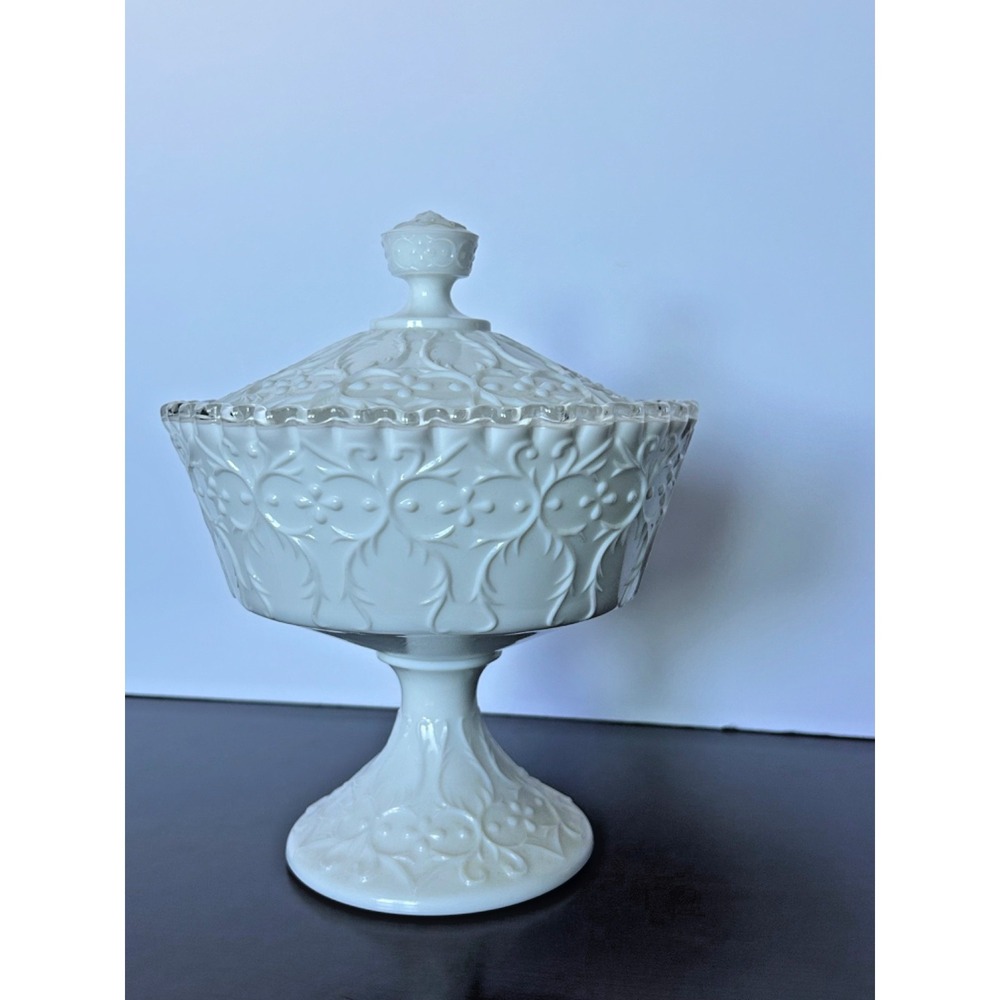 Fenton Milk Glass Silver Crest With Spanish Lace Footed Candy Box With Lid - Picture 14 of 14